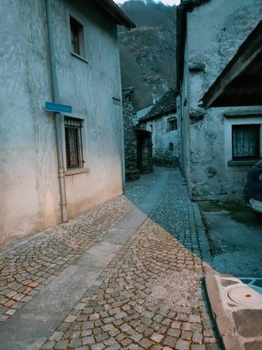 Armonia Edificio Storico Del 1563. Apartman Cevio Kültér fotó